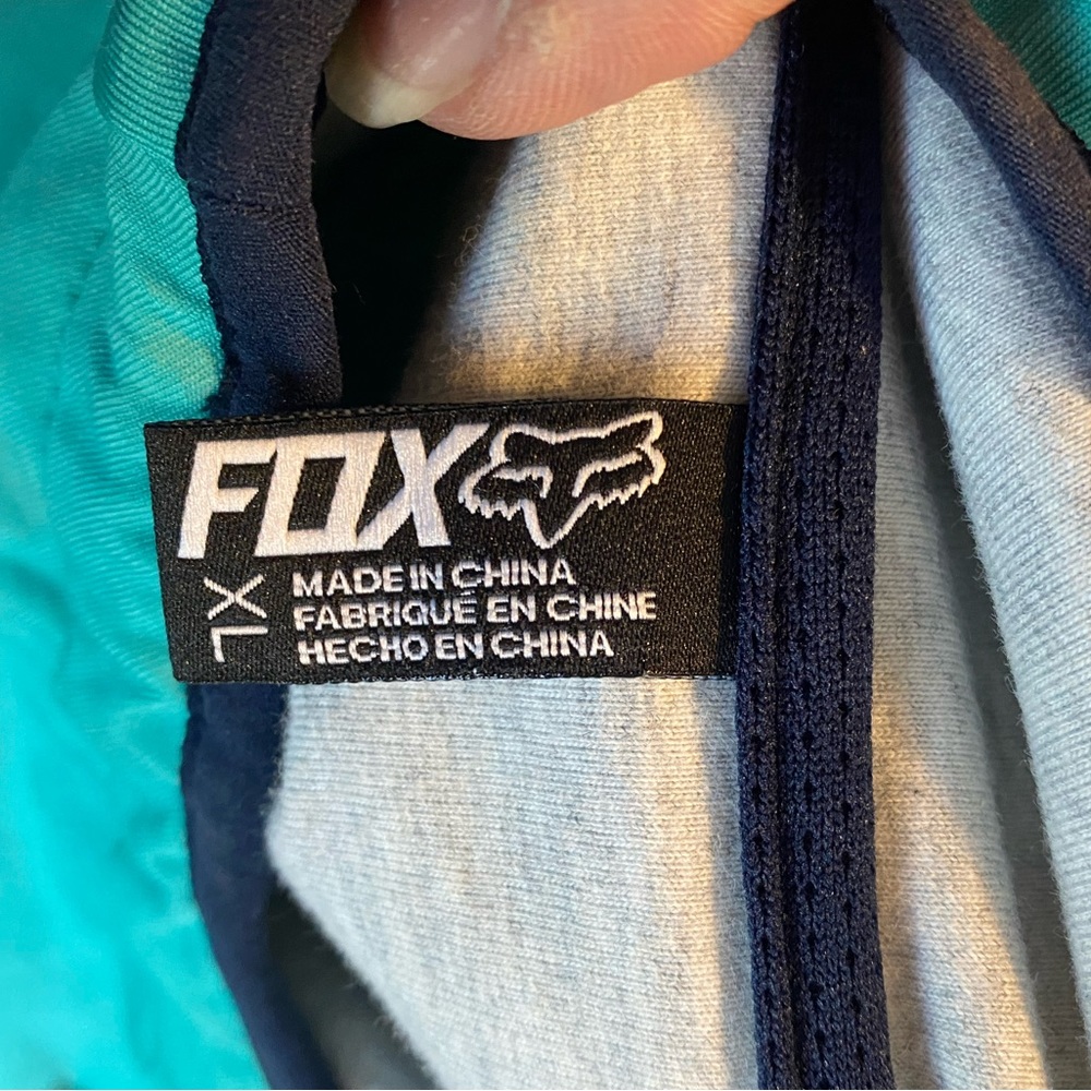 WMNS FOX RACING FUNNELNECK HOOD - Picture 3 of 3